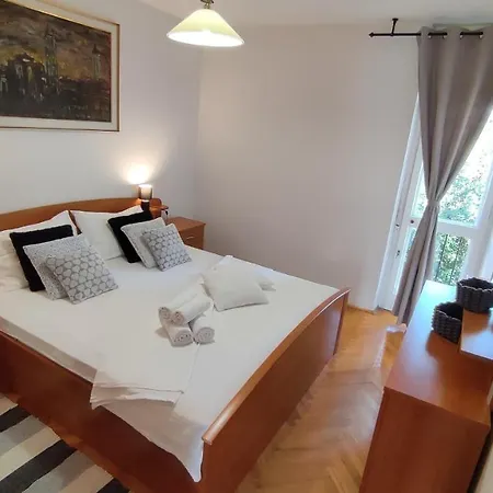 Apartamento Deluxe Pervan *