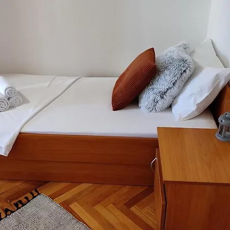 Apartment Deluxe Pervan
