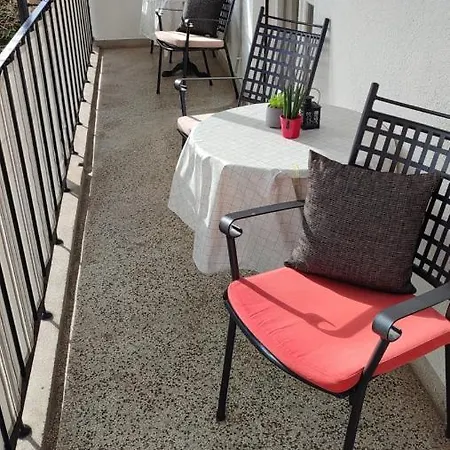 Deluxe Pervan * Σπλιτ