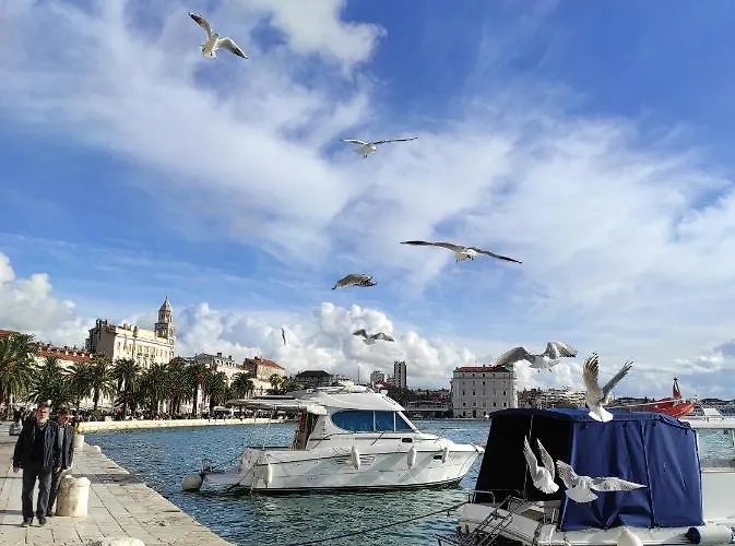 דירה Deluxe Pervan *