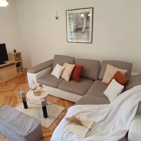 Apartament Deluxe Pervan Split